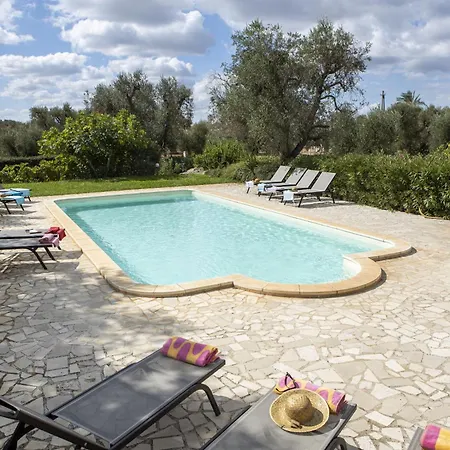 Trulletto Corte Degli Ulivi Сasa de vacaciones *